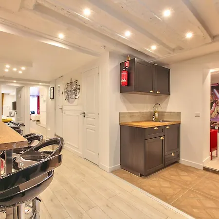 Urbanflat 41 - Disneyland In - Montorgueil Apartment *